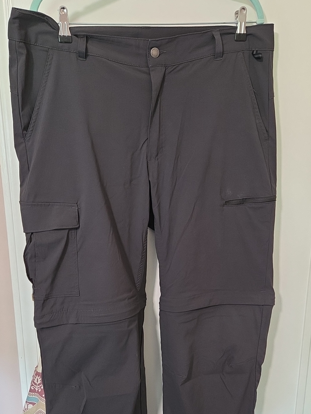 Columbia Men's Charcoal Zip-Off Cargo Pants